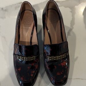 Tory Burch Women's Tortoise Shell Loafers with Gold Accent